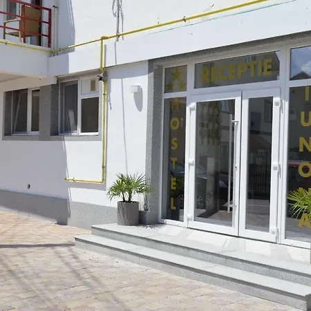 Vila Iunona Costinesti